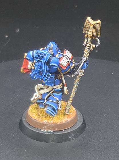 Warhammer 40k Ultramarines Librarian With Staff And Book OOP METAL Table Ready2