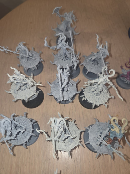Warhammer 40K Large AoS Tzeentch Army. Some paint 1