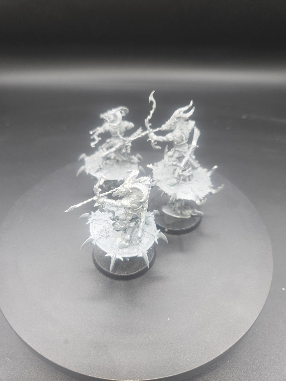 Warhammer Age of Sigmar /40k -  Tzeentch Tzaangor Skyfires Built 1
