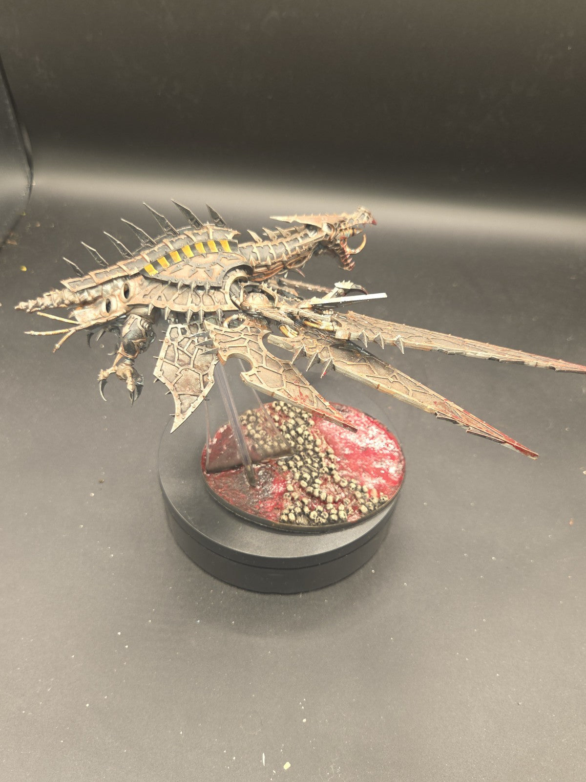 Warhammer 40k Chaos Space Marines - Heldrake Iron Warriors painted & based well2
