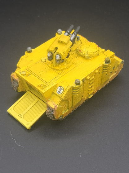 Space Marines - Razorback Tank painted Imperial Fists3