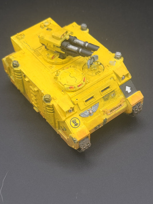 Space Marines - Razorback Tank painted Imperial Fists1