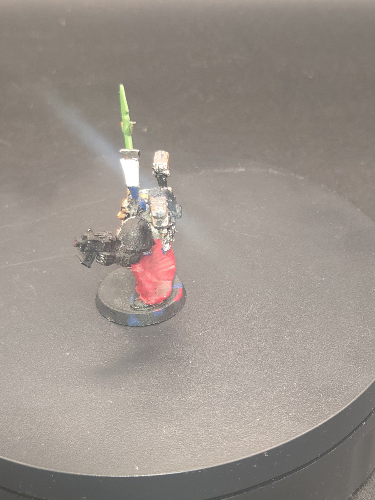 Chaos Sorcerer with sword Metsl OOP Tabletop ready.1