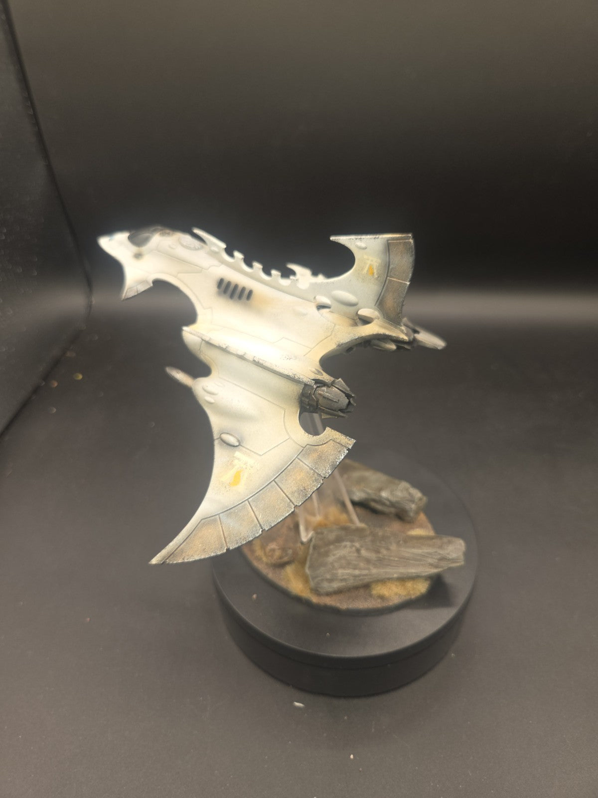 Games Workshop Warhammer 40k Aeldari Hemlock Wraithfighter Pro painted based2