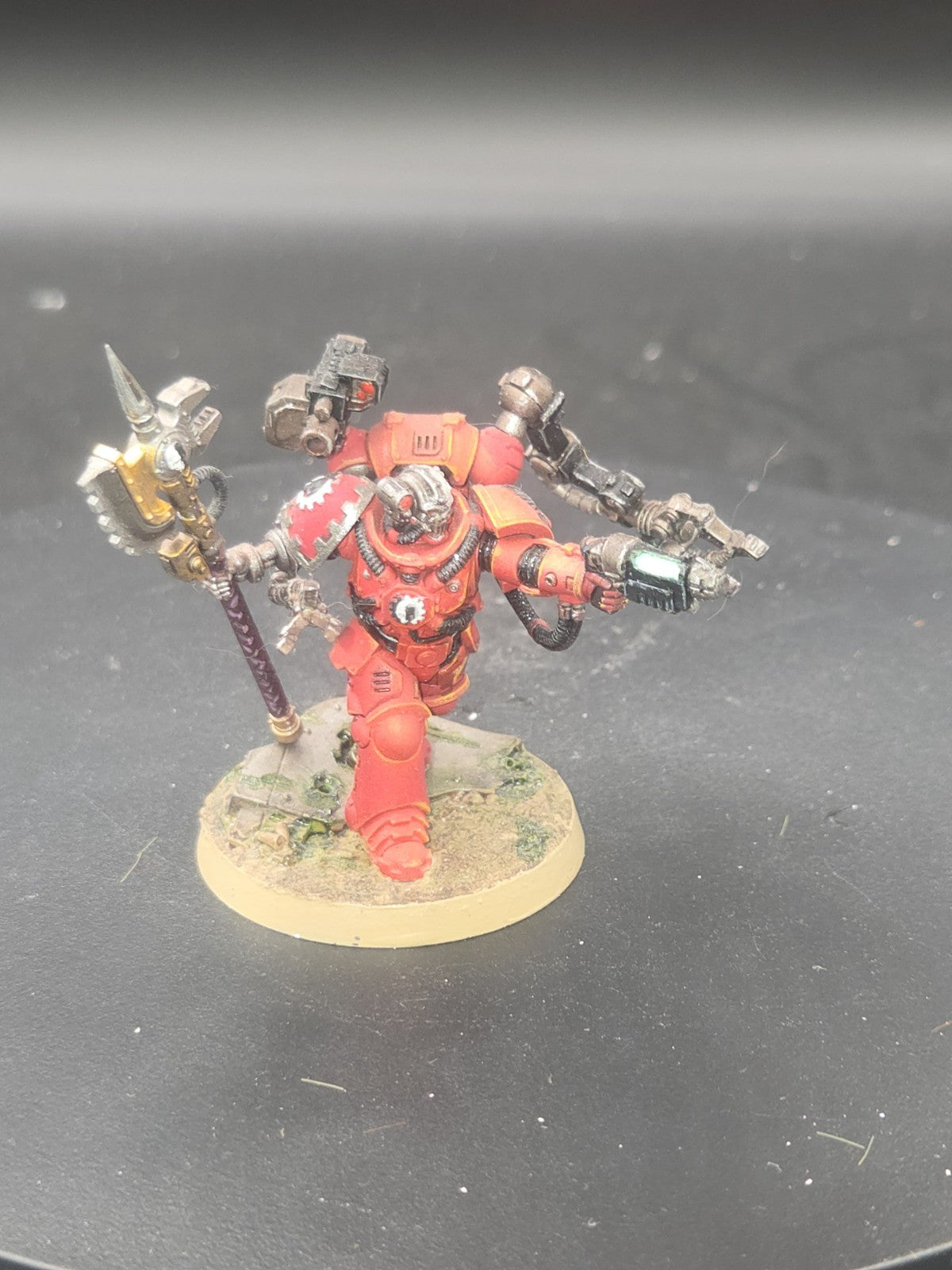Warhammer 40K Techmarine Well Painted & Based4
