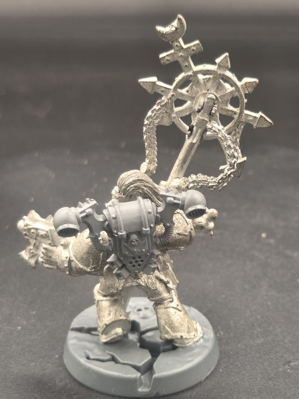CLASSIC Warhammer 40K Chaos Space Marine Icon Bearer, Metal - OOP Games Workshop2
