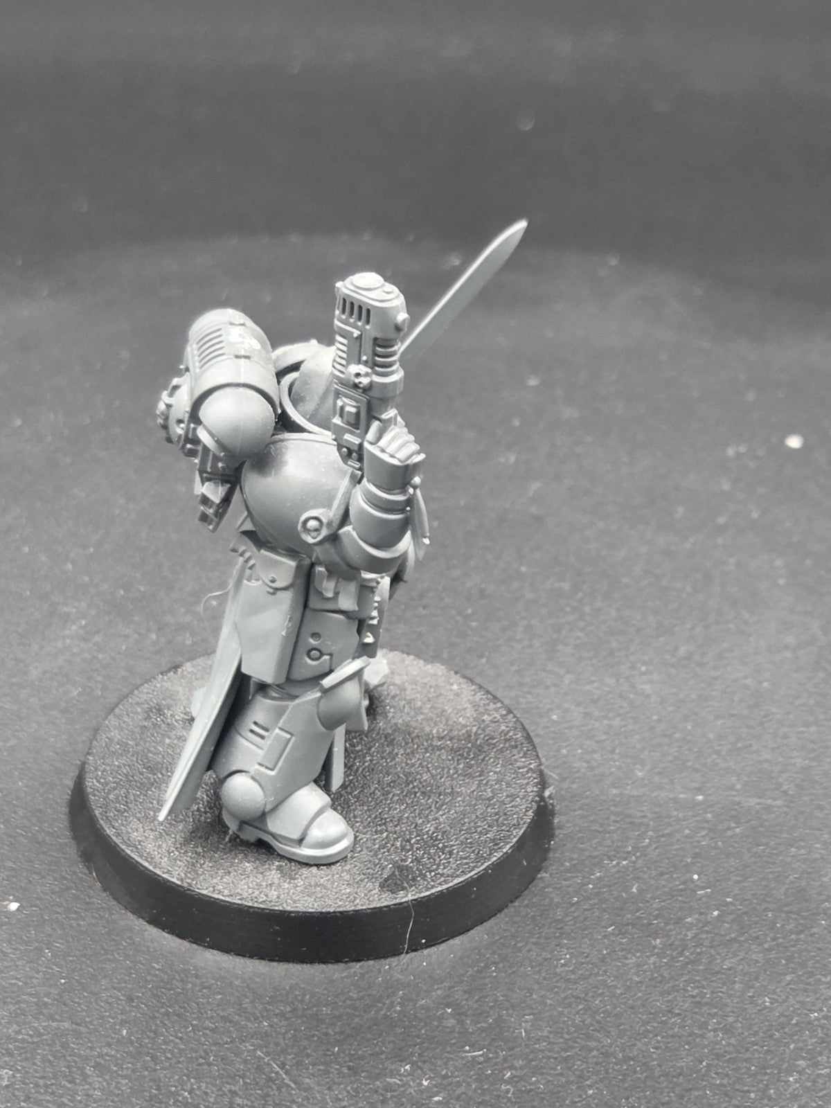 Dark Angels Primaris Lieutenant Zakariah Warhammer 40k Space Marines built  RARE3