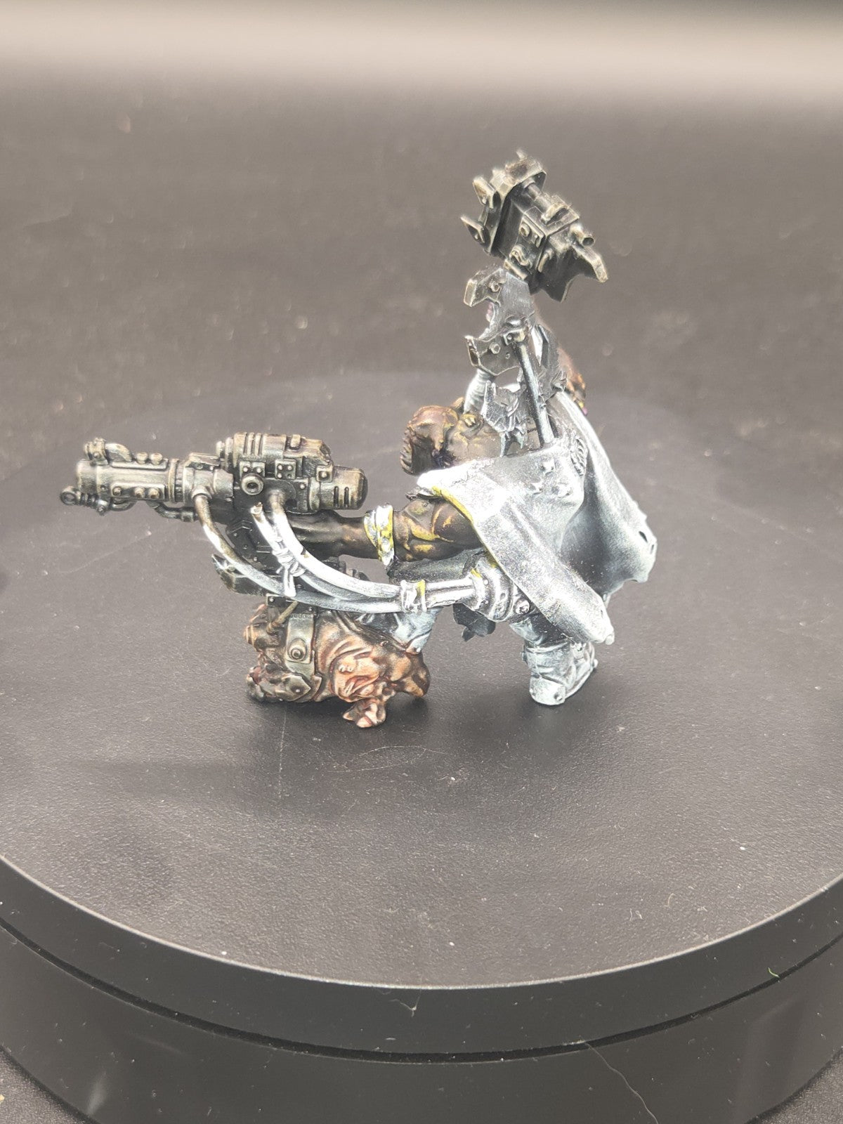 ORKS Warboss Ufthak Blackhawk Partial paint Warhammer 40K 2