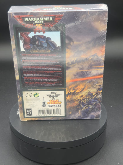 NEW Warhammer 40k 25th Anniversary Crimson Fists Rare Space Marine Captain A50 1