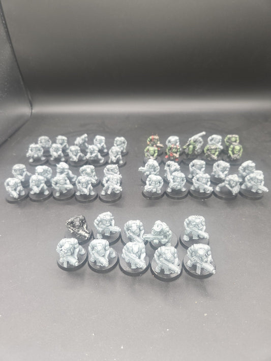 50 Ork Boyz with Shootas  Warhammer 40,000 Orks Boyz OOP All on 32mm bases1